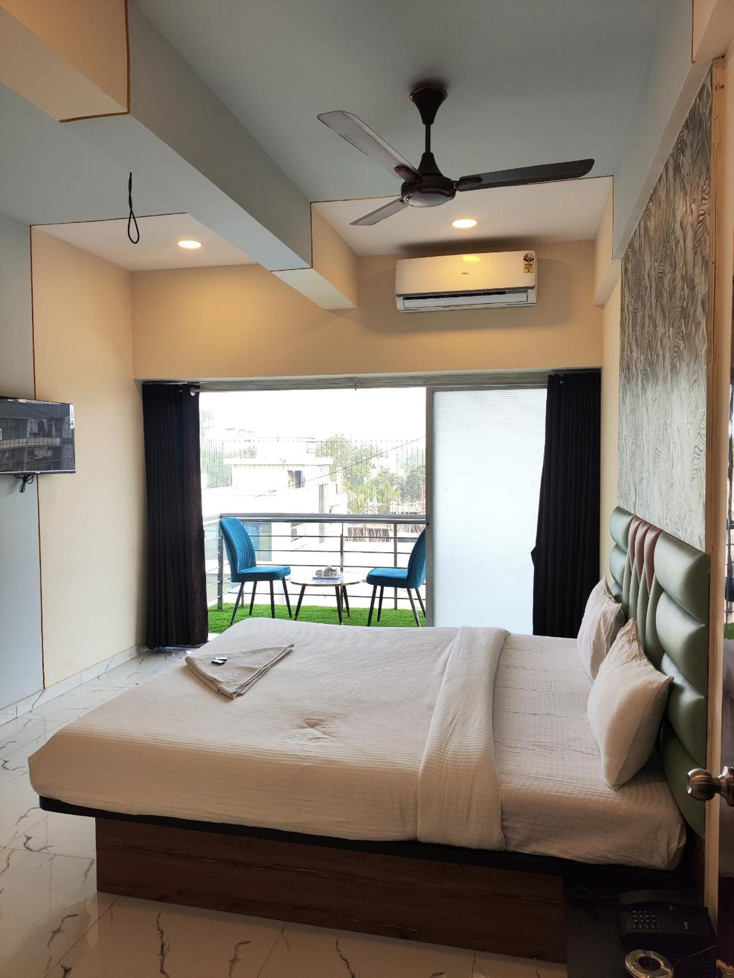 New Balaji Residency By Glitz Hotels Ulhāsnagar Exterior foto